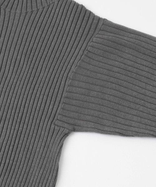 SENSE OF PLACE by URBAN RESEARCH(センスオブプレイスバイアーバンリサーチ)の「マトンスリーブセーター(ニット/セーター・レディース・ブラック/ロイヤルブルー/オフホワイト/チャコールグレー・ONE)」の7枚目の写真