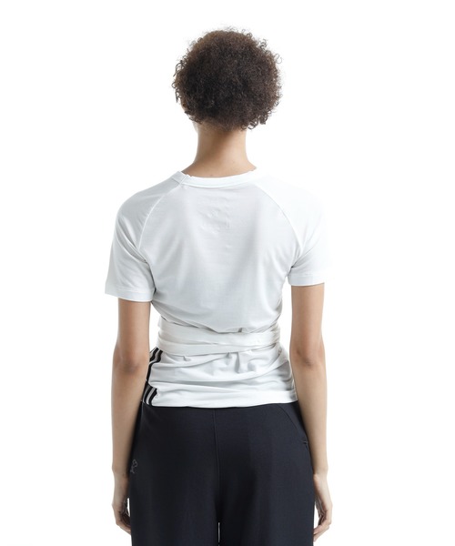 Y-3（ワイスリー）の「W TNC SS TEE（Tシャツ/カットソー・レディース・ライトホワイト・X-SMALL/SMALL/MEDIUM/LARGE/XX-SMALL）」の2枚目の写真