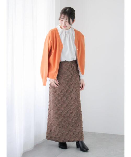 Te chichi TERRASSE(テチチテラス)の「タックネックブラウス(シャツ/ブラウス・レディース・オフホワイト/ブラック/ベージュ・F)」の8枚目の写真