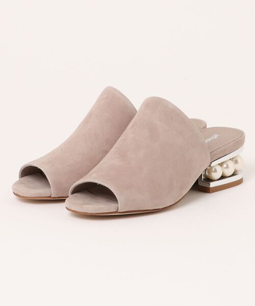 Jeffrey Campbell(ジェフリーキャンベル)の「スエードパールヒールサンダル(サンダル・レディース・グレイッシュベージュ/ターコイズブルー・36/37/38)」の1枚目の写真