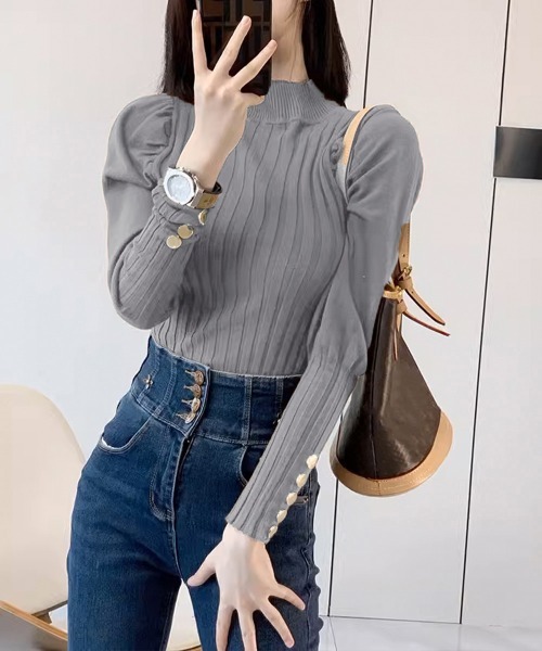 Miniministore(ミニミニストア)の「ボトルネックニットトップス 袖口金ボタン(ニット/セーター・レディース・ブラウン/ダークベージュ/レッド/グリーン/オフホワイト/ライトベージュ/ブラック/グレー・FREE)」の4枚目の写真