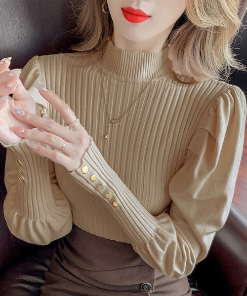 Miniministore(ミニミニストア)の「ボトルネックニットトップス 袖口金ボタン(ニット/セーター・レディース・ブラウン/ダークベージュ/レッド/グリーン/オフホワイト/ライトベージュ/ブラック/グレー・FREE)」の6枚目の写真