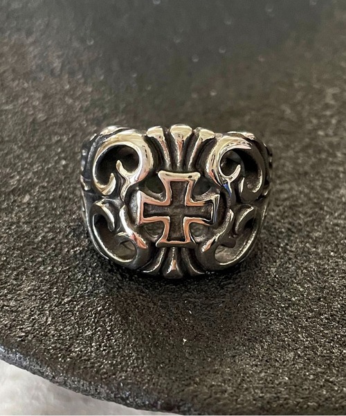 SPINNS（スピンズ）の「ヴィンテージライクシルバーリング/クロス（リング・メンズ・シルバー・9）」の3枚目の写真