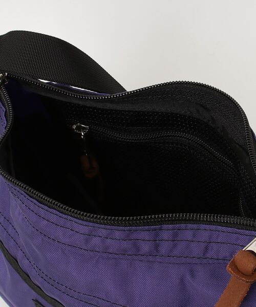 GREGORY(グレゴリー)の「サッチェルS SATCHEL S V2 ウルトラバイオレット(ショルダーバッグ・メンズ・バイオレット・ONE SIZE)」の3枚目の写真