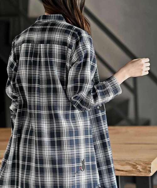 rps(アールピーエス)の「ねこだらけ3ポケットシャツチュニック(チュニック・レディース・ストライプ/チェック/オフホワイト・フリー)」の18枚目の写真