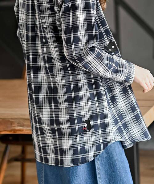 rps(アールピーエス)の「ねこだらけ3ポケットシャツチュニック(チュニック・レディース・ストライプ/チェック/オフホワイト・フリー)」の19枚目の写真