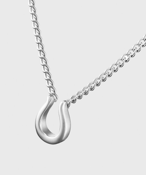 4℃ HOMME+（ヨンドシーオムプラス）の「シルバー 馬蹄 ネックレス（ネックレス・メンズ・シルバー・FREE）」の2枚目の写真