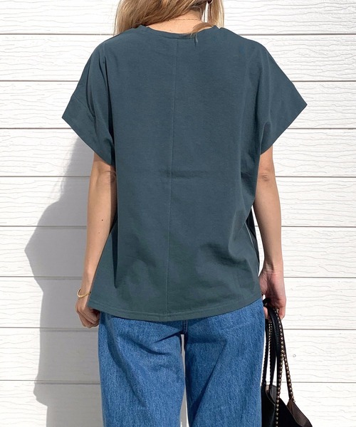 Q（キュー）の「No.9リラックスT（Tシャツ/カットソー・レディース・モスグリーン/ホワイト系/ホワイト・MEDIUM）」の6枚目の写真