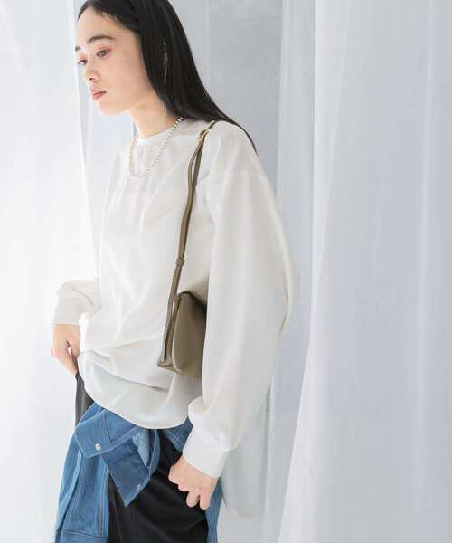 URBAN RESEARCH ROSSO WOMEN(アーバンリサーチ ロッソ)の「『WEB/一部店舗限定』リブドッキングジョーゼットブラウス(シャツ/ブラウス・レディース・ホワイト/ブラック/ベージュ・FREE)」の17枚目の写真