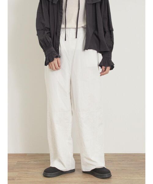 Samansa Mos2（サマンサ モスモス）の「スクエア刺繍パンツ（その他パンツ・レディース・オフホワイト/チャコールグレー/モカ・L/M）」の10枚目の写真