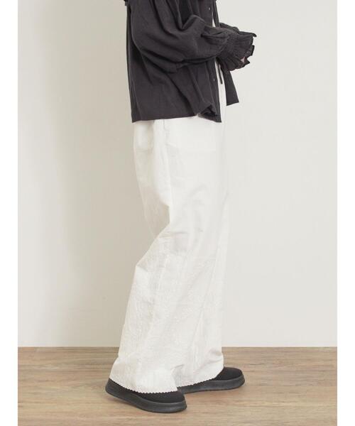 Samansa Mos2（サマンサ モスモス）の「スクエア刺繍パンツ（その他パンツ・レディース・オフホワイト/チャコールグレー/モカ・L/M）」の11枚目の写真