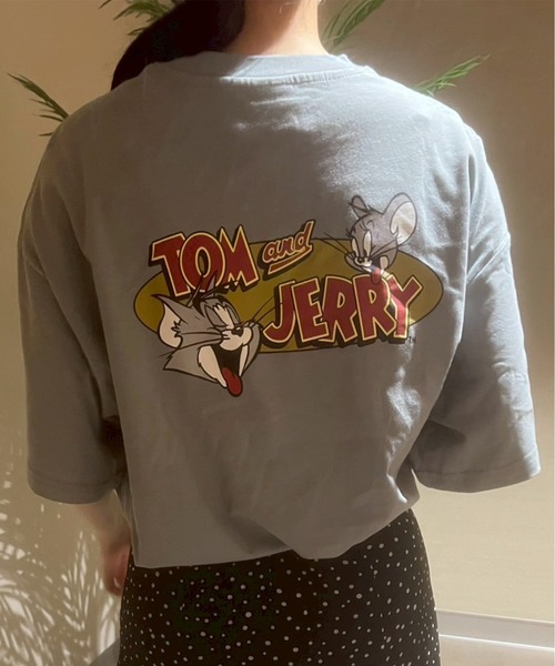 Tom&Jerry(トムアンドジェリー)の「【TOM & JERRY/トムとジェリー】天竺 WIDEシルエット プリント/バックプリント/ワンポイント刺繍 半袖Tシャツ(Tシャツ/カットソー・レディース・オフホワイト/ブルー系2/レッド系/ライトグリーン/ベージュ/オートミール/ブルー系1/スミクロ・M/L)」の7枚目の写真
