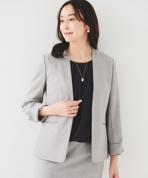 UNTITLED（アンタイトル）の「【セットアップ可能】リネンライク カラーレスジャケット（ノーカラージャケット・レディース・ライトベージュ/ライトグレー/ネイビー・00/01/02/03/04/42/44/46/48/50）」の5枚目の写真