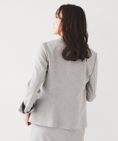 UNTITLED（アンタイトル）の「【セットアップ可能】リネンライク カラーレスジャケット（ノーカラージャケット・レディース・ライトベージュ/ライトグレー/ネイビー・00/01/02/03/04/42/44/46/48/50）」の6枚目の写真