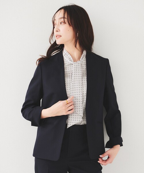 UNTITLED（アンタイトル）の「【セットアップ可能】リネンライク カラーレスジャケット（ノーカラージャケット・レディース・ライトベージュ/ライトグレー/ネイビー・00/01/02/03/04/42/44/46/48/50）」の15枚目の写真