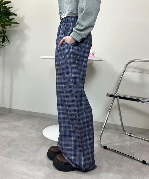 sevens(セブンズ)の「【sevens】PT チェックワイドストレートパンツ(その他パンツ・レディース・グレー/レッド/イエロー・FREE)」の2枚目の写真
