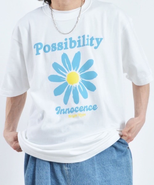 MODISH GAZE（モディシュガゼ）の「【MODISH GAZE】デイジープリントTシャツ(CP)（Tシャツ/カットソー・レディース・ネイビー/ブラック/ホワイト・L/XL/M）」の2枚目の写真