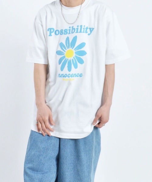 MODISH GAZE（モディシュガゼ）の「【MODISH GAZE】デイジープリントTシャツ(CP)（Tシャツ/カットソー・レディース・ネイビー/ブラック/ホワイト・L/XL/M）」の19枚目の写真