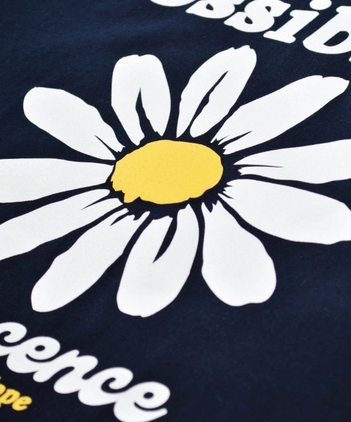 MODISH GAZE（モディシュガゼ）の「【MODISH GAZE】デイジープリントTシャツ(CP)（Tシャツ/カットソー・レディース・ネイビー/ブラック/ホワイト・L/XL/M）」の12枚目の写真