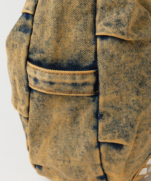 Chick(チック)の「Studs Design Denim Bag / スタッズデザインデニムバッグ(ショルダーバッグ・レディース・ブラック/ブルー/イエロー・FREE)」の7枚目の写真