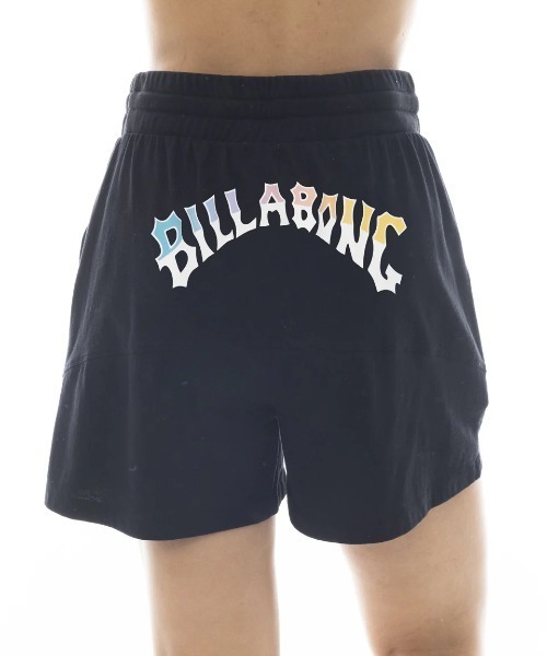 BILLABONG(ビラボン)の「BILLABONG レディース SUNSET ARCH SHORTS セットアップボトムス 【2025年春夏モデル】/ビラボンロゴバックプリントウォークショーツ(その他パンツ・レディース・ブラック/ホワイト/イエロー/ブルー系その他・LARGE/MEDIUM)」の2枚目の写真