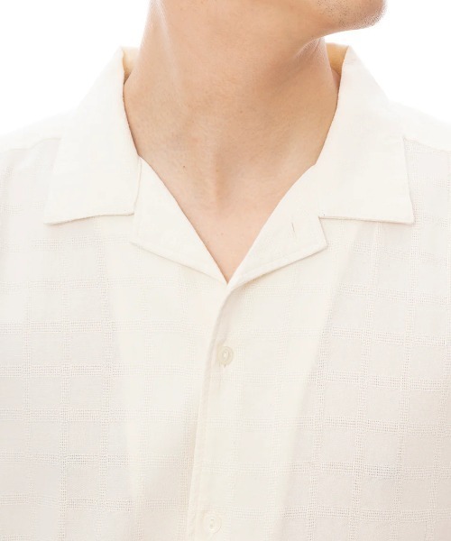 RVCA(ルーカ)の「RVCA メンズ VACANCY SS 半袖シャツ 【2025年春夏モデル】/ルーカオープンカラー半袖シャツ(シャツ/ブラウス・メンズ・アイボリー・X-LARGE/MEDIUM/SMALL/LARGE)」の3枚目の写真