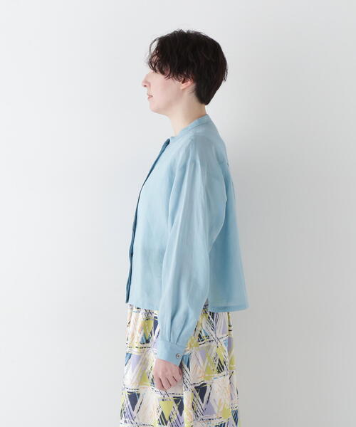 human woman(ヒューマンウーマン)の「◆ラミーバンドカラーシャツブラウス(シャツ/ブラウス・レディース・ピンク/イエロー/グレー系その他/グレー/ブルー・MEDIUM)」の15枚目の写真