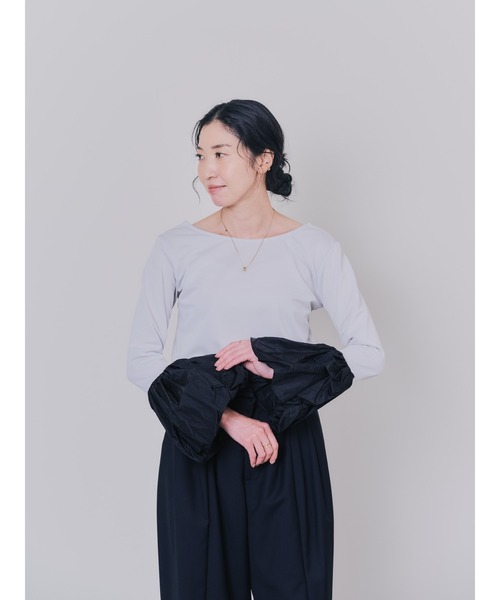 DOLLUPOOPS(ドールアップウップス)の「配色バルーンスリーブトップス(Tシャツ/カットソー・レディース・ワイン/ブラック/ライトグレー・38)」の2枚目の写真