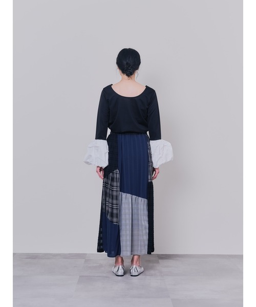 DOLLUPOOPS(ドールアップウップス)の「配色バルーンスリーブトップス(Tシャツ/カットソー・レディース・ワイン/ブラック/ライトグレー・38)」の22枚目の写真