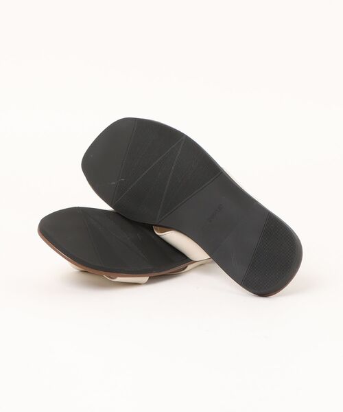 shoes365(シューズスリーシックスファイヴ)の「クロスストラップサンダル (SS)(サンダル・レディース・チョコ/ベージュ/ブラック/オフホワイト・22.5cm/23.5cm/23.0cm/24.0cm/25.0cm/24.5)」の9枚目の写真