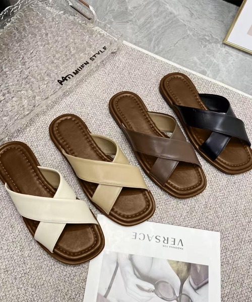 shoes365(シューズスリーシックスファイヴ)の「クロスストラップサンダル (SS)(サンダル・レディース・チョコ/ベージュ/ブラック/オフホワイト・22.5cm/23.5cm/23.0cm/24.0cm/25.0cm/24.5)」の7枚目の写真