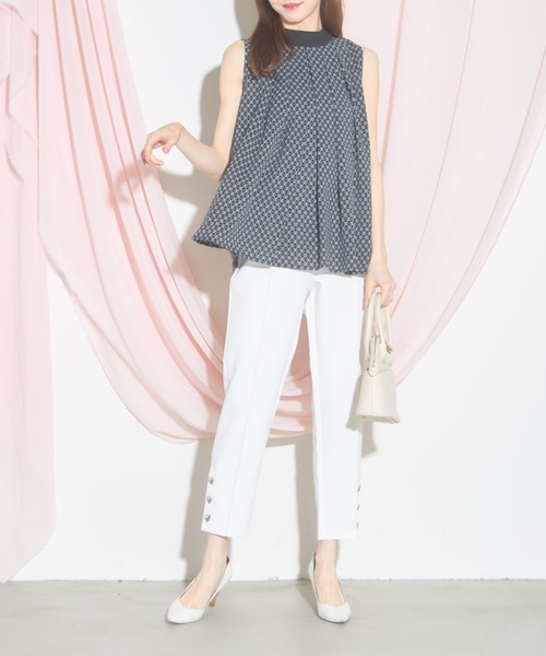 tocco closet(トッコ クローゼット)の「【ZOZO限定】バックリボン総柄ノースリーブタックブラウス(シャツ/ブラウス・レディース・オフホワイト/ブラック・M)」の11枚目の写真