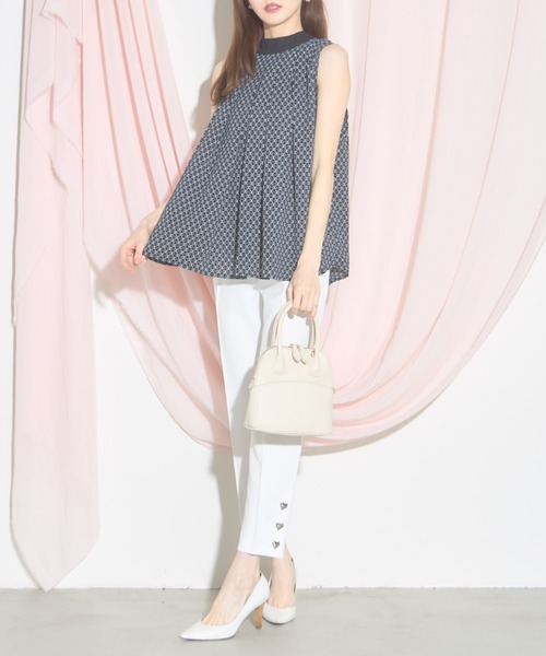 tocco closet(トッコ クローゼット)の「【ZOZO限定】バックリボン総柄ノースリーブタックブラウス(シャツ/ブラウス・レディース・オフホワイト/ブラック・M)」の12枚目の写真