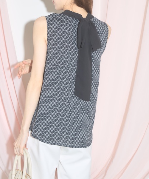 tocco closet(トッコ クローゼット)の「【ZOZO限定】バックリボン総柄ノースリーブタックブラウス(シャツ/ブラウス・レディース・オフホワイト/ブラック・M)」の16枚目の写真