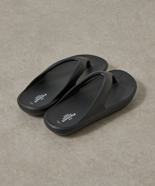 COLONY 2139（コロニートゥーワンスリーナイン）の「マシュマロトングサンダル / Mens（サンダル・メンズ・ブラック/ホワイト・X-LARGE）」の6枚目の写真