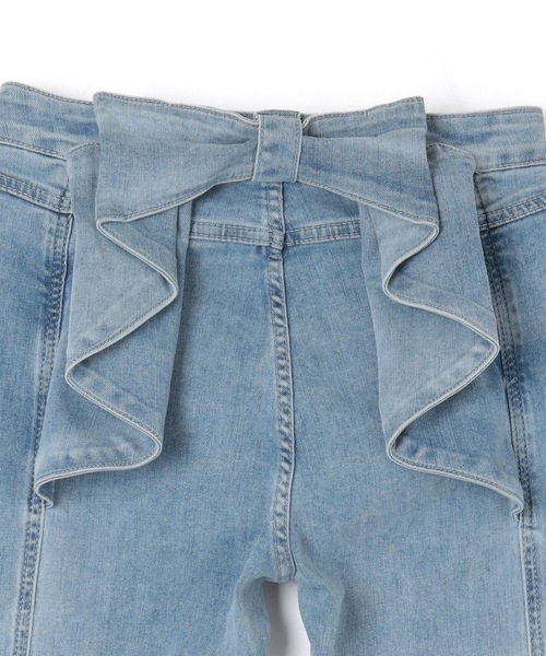 M DOLLY（エムドリー）の「back ribbon flare denim pants/バックリボンフレアデニムパンツ（デニムパンツ・レディース・ライトブルー/ブルー・S/M）」の7枚目の写真