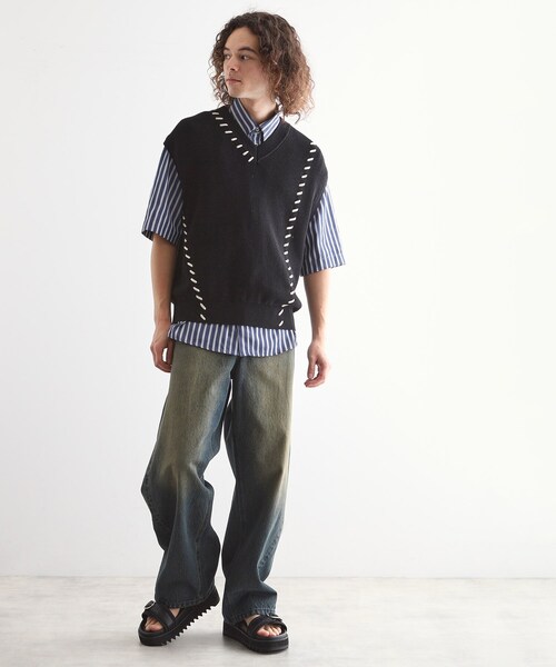 tk.TAKEO KIKUCHI（ティーケータケオキクチ）の「クロップドVネックニットベスト（ベスト・メンズ・ブラック/ライトグレー・02/03）」の14枚目の写真