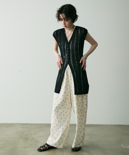 Trish（トリッシュ）の「前開きノースリニットジレ（ベスト・レディース・ブラック/アイボリー・FREE）」の18枚目の写真