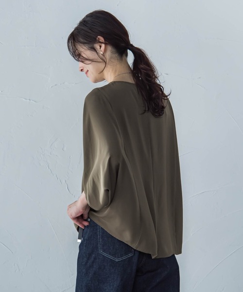 LAUTREAMONT(ロートレアモン)の「【WEB限定】サテンフィールドレープブラウス≪セットアップ対応/洗濯機で洗える≫(シャツ/ブラウス・レディース・ピンク/ベージュ/ブラック/カーキ・9号)」の6枚目の写真