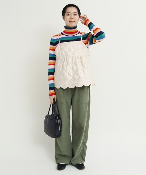 Dot&Stripes CHILD WOMAN(ドットアンドストライプス チャイルドウーマン)の「サテンキルトカットワーク キャミブラウス(シャツ/ブラウス・レディース・アイボリー/カーキ・FREE)」の9枚目の写真