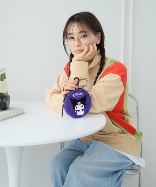 sanrio（サンリオ）の「サンリオキャラクターズ　サークルさがらポーチ（ポーチ・レディース・パープル系その他/ブルー/ブルー系その他2/エメラルド/ライトブルー/ピンク系その他/グリーン系その他/ピンク系その他4/ブルー系その他/ピンク系その他3/ピンク系その他2/パープル/レオパード/ブラウン系その他/ピンク系その他5/グリーン/ターコイズブルー・FREE）」の9枚目の写真