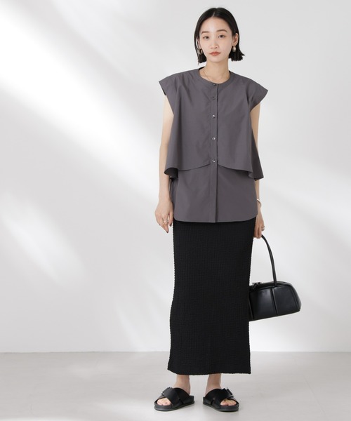 NANO universe（ナノユニバース）の「フロントフレアケープカラーノースリーブシャツ（シャツ/ブラウス・レディース・チャコール/ピンク/ホワイト・FREE）」の21枚目の写真