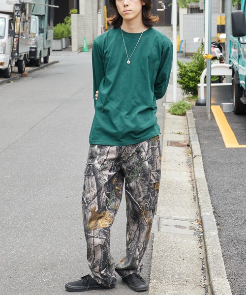 CROSS & STITCH(クロスステッチ)の「CROSS&STITCH/クロスアンドステッチ オープンエンド マックスウェイトロングスリーブTシャツ 長袖 ユニセックス(リブ有り) ロンT カットソー 2026年 夏 夏服(Tシャツ/カットソー・メンズ・ダークブルー/ダークグリーン/ホワイト/アッシュ/ライトベージュ/ブラック/スミクロ・L/M/S/XL)」の19枚目の写真