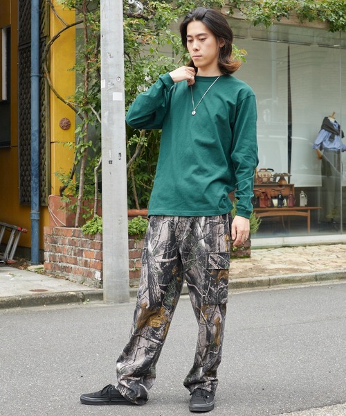 CROSS & STITCH(クロスステッチ)の「CROSS&STITCH/クロスアンドステッチ オープンエンド マックスウェイトロングスリーブTシャツ 長袖 ユニセックス(リブ有り) ロンT カットソー 2026年 夏 夏服(Tシャツ/カットソー・メンズ・ダークブルー/ダークグリーン/ホワイト/アッシュ/ライトベージュ/ブラック/スミクロ・L/M/S/XL)」の21枚目の写真
