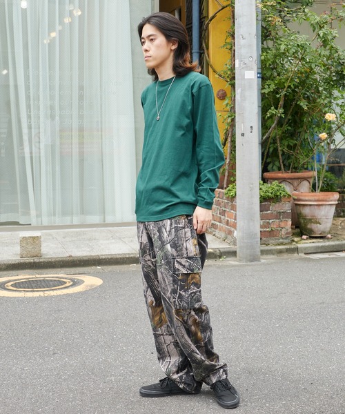 CROSS & STITCH(クロスステッチ)の「CROSS&STITCH/クロスアンドステッチ オープンエンド マックスウェイトロングスリーブTシャツ 長袖 ユニセックス(リブ有り) ロンT カットソー 2026年 夏 夏服(Tシャツ/カットソー・メンズ・ダークブルー/ダークグリーン/ホワイト/アッシュ/ライトベージュ/ブラック/スミクロ・L/M/S/XL)」の22枚目の写真