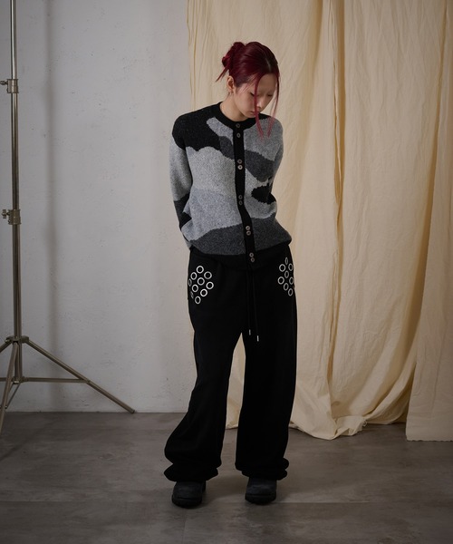 FTW（エフティダブリュー）の「EYELET LOOSE SWEAT PANTS（スウェットパンツ・レディース・グレー/ライトブルー/チャコール/グリーン/ブラック・MEDIUM/SMALL/LARGE）」の8枚目の写真