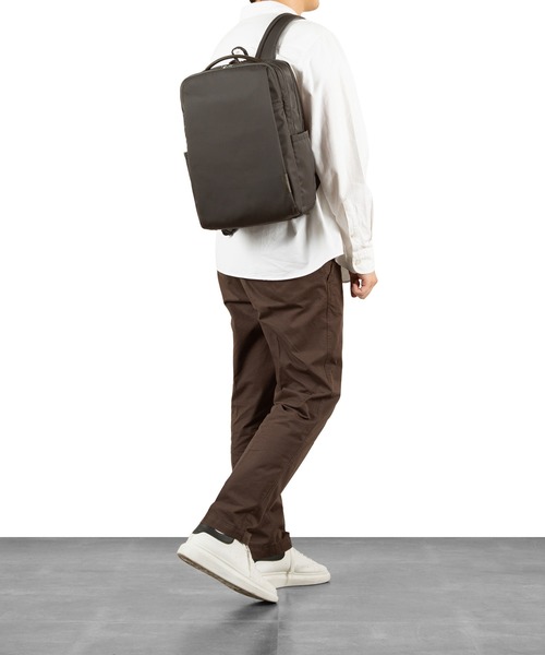ACE(エース)の「エース ビジネスバッグ UBN-418 15.6inch 19071(ビジネスバッグ・レディース・チャコール/ブラック/ベージュ・FREE)」の6枚目の写真
