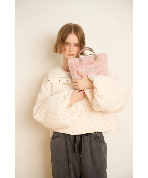 FURFUR（ファーファー）の「【お気に入り登録者9千件突破】【ZOZO限定カラー】エコファートートバッグ（トートバッグ・レディース・チャコールグレー/ブラック/ライトブルー/ピンク/アイボリー・F）」の17枚目の写真