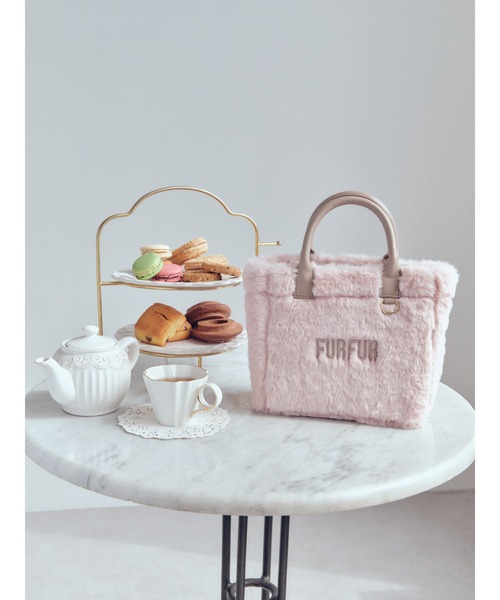 FURFUR（ファーファー）の「【お気に入り登録者9千件突破】【ZOZO限定カラー】エコファートートバッグ（トートバッグ・レディース・チャコールグレー/ブラック/ライトブルー/ピンク/アイボリー・F）」の9枚目の写真