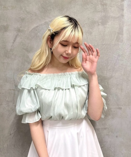 F i.n.t（フィント）の「シアーオフショルフリルプルオーバーブラウス　夏服（シャツ/ブラウス・レディース・ブルーグレー/ライトピンク/アイボリー/ミント・FREE）」の3枚目の写真